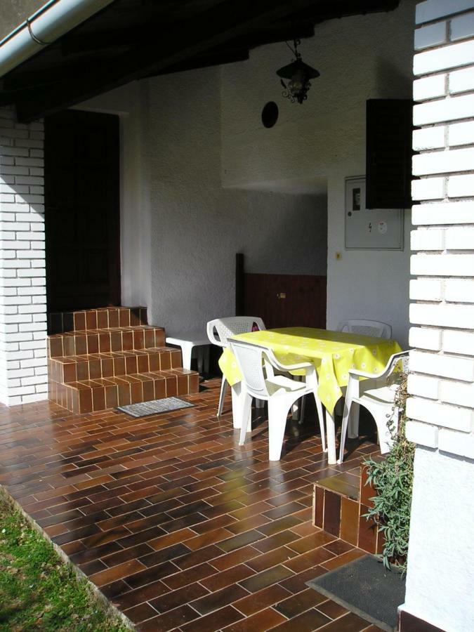 Twin Oaks Appartement Šišan Buitenkant foto