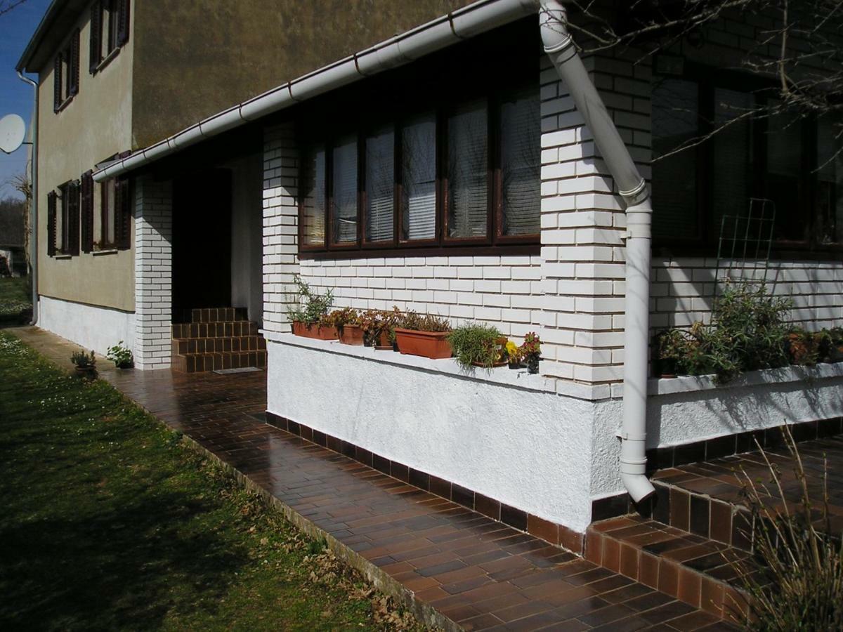 Twin Oaks Appartement Šišan Buitenkant foto