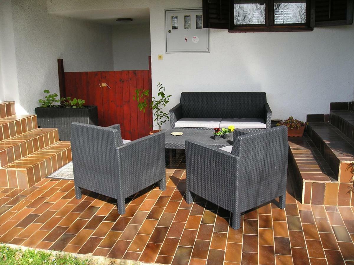 Twin Oaks Appartement Šišan Buitenkant foto